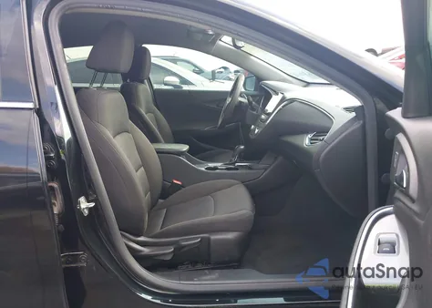 2019 Chevrolet Malibu Lt из США, поврежденный, VIN 1G1ZD5ST4KF152310